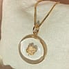Médaille "S" Trèfle - Transparente – Image 4