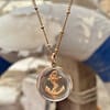 Médaille "M" Ancre - Transparente – Image 2