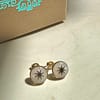 Boucles d’oreilles puce soleil nacré – Image 2
