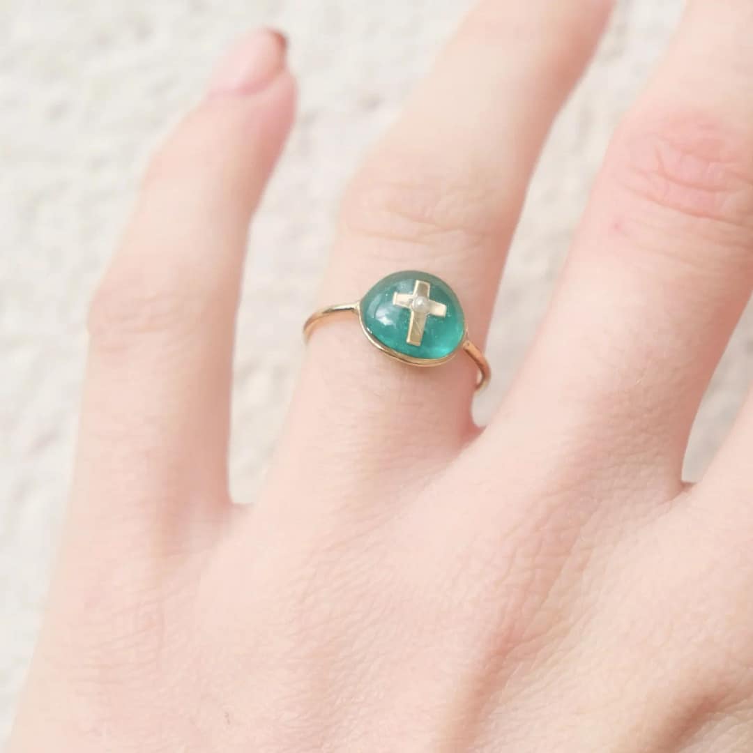 Bague croix perle