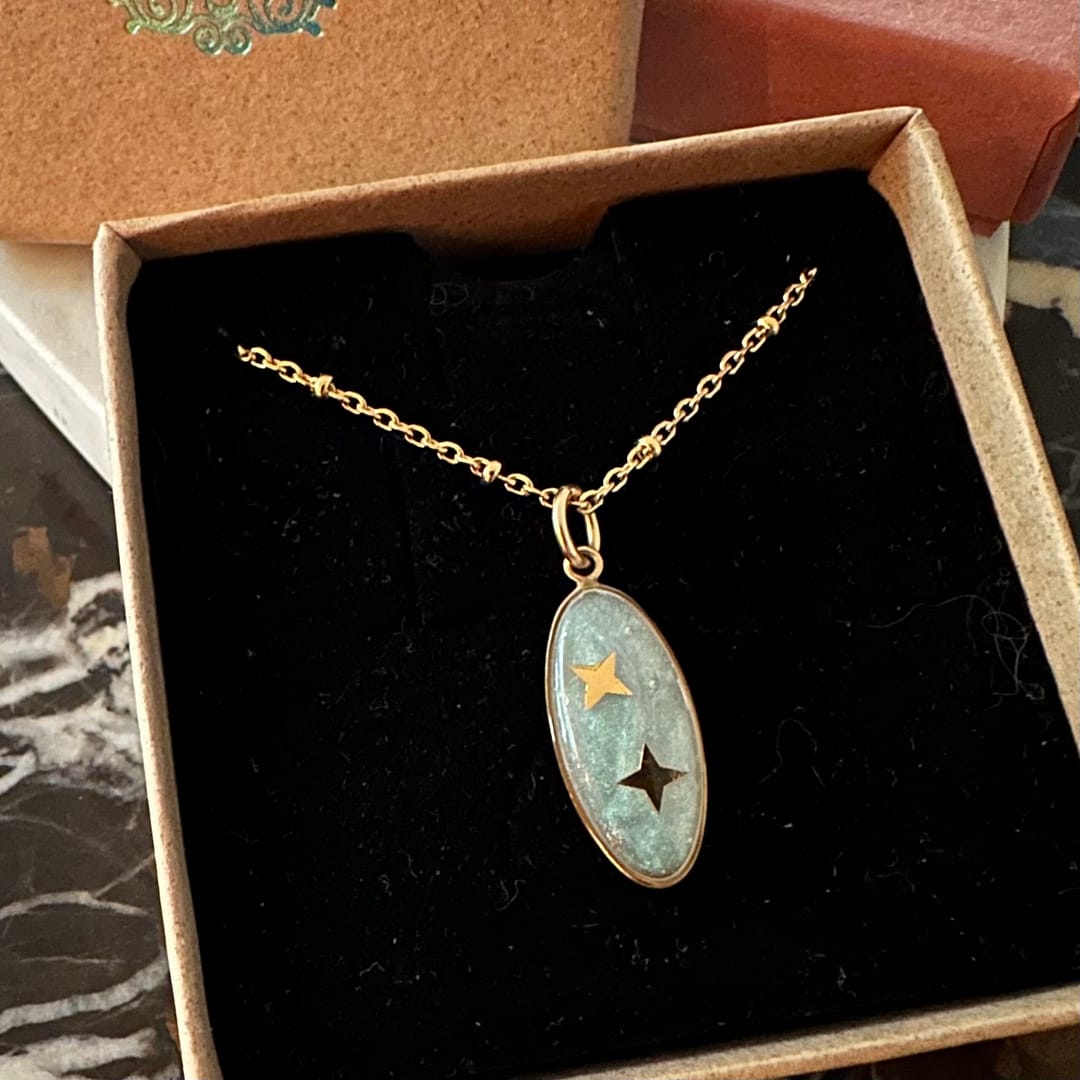 Médaille Ovale Étoile - Nacrée – Image 2