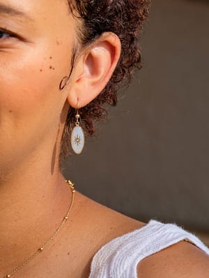 Boucles d’oreilles ovales cœur ensoleillé - nacré