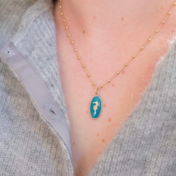 Médaille Ovale Hippocampe - Turquoise – Image 3