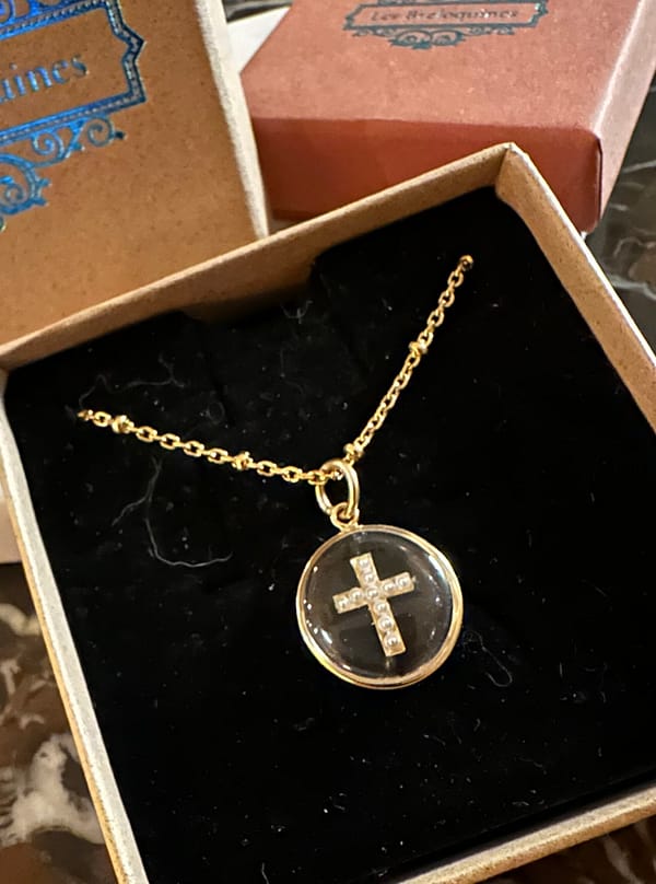 Médaille "S" Croix Perlée - Transparente – Image 3