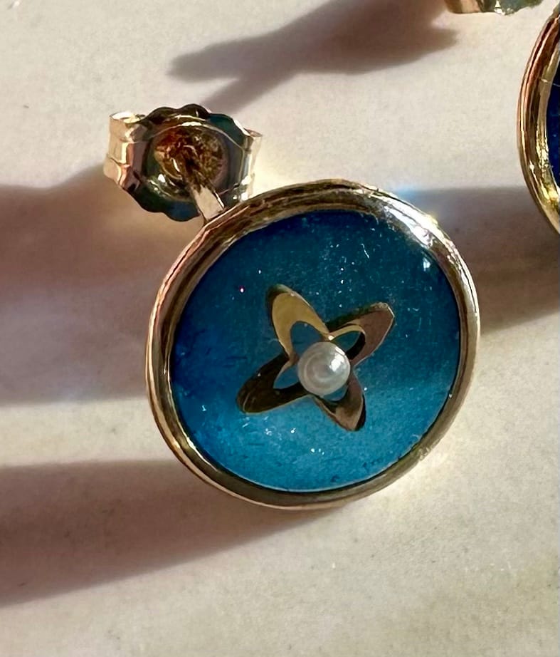 Boucles d’oreilles puce croisillon - bleu nuit