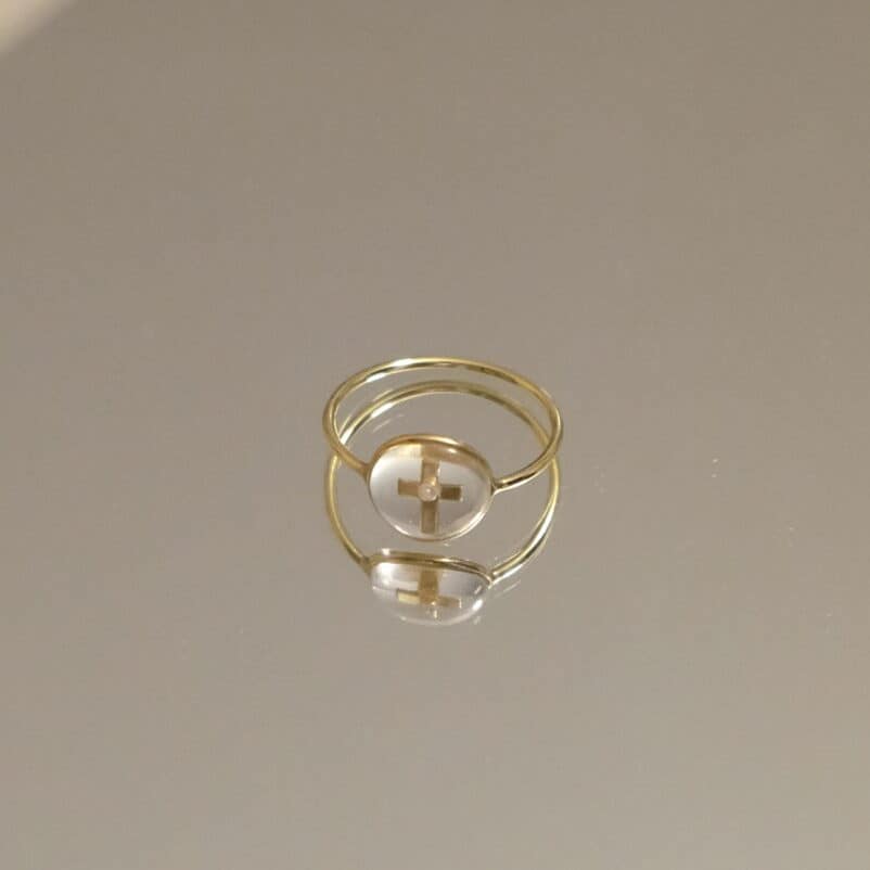 Bague Croix sertie d’une Perle - Transparente