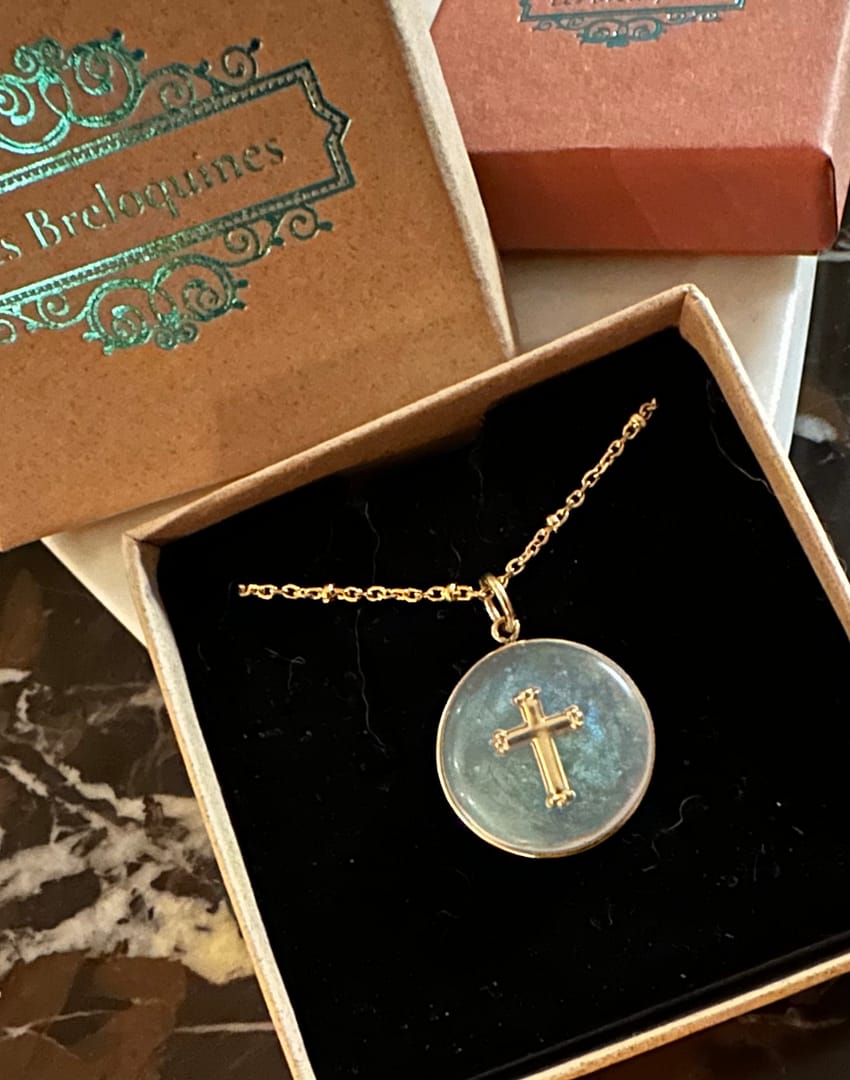 Médaille "M" Croix - Nacrée – Image 2